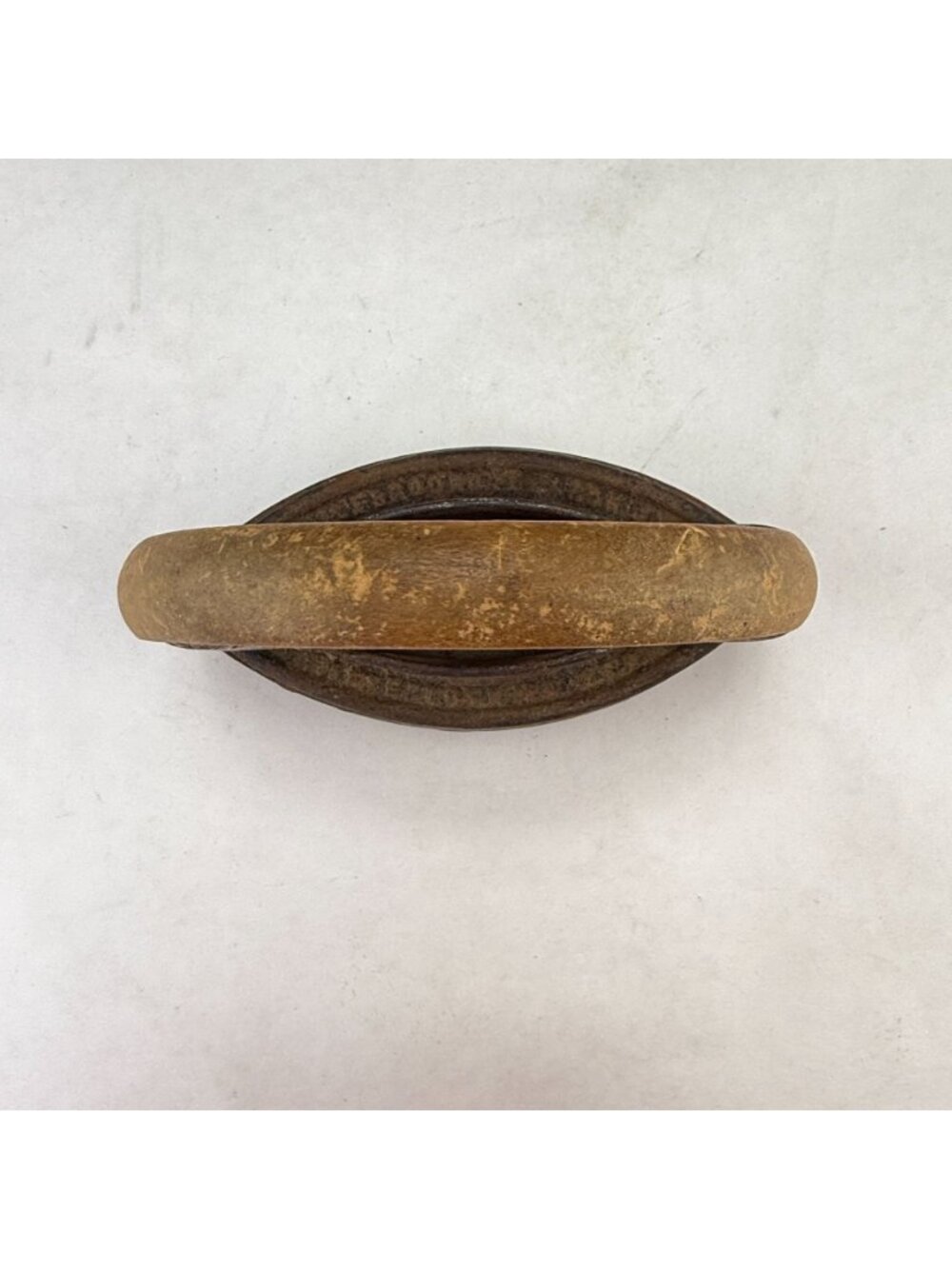 Vintage Colebrookdale Sad Iron With Wood Handle - Picture 5 of 13